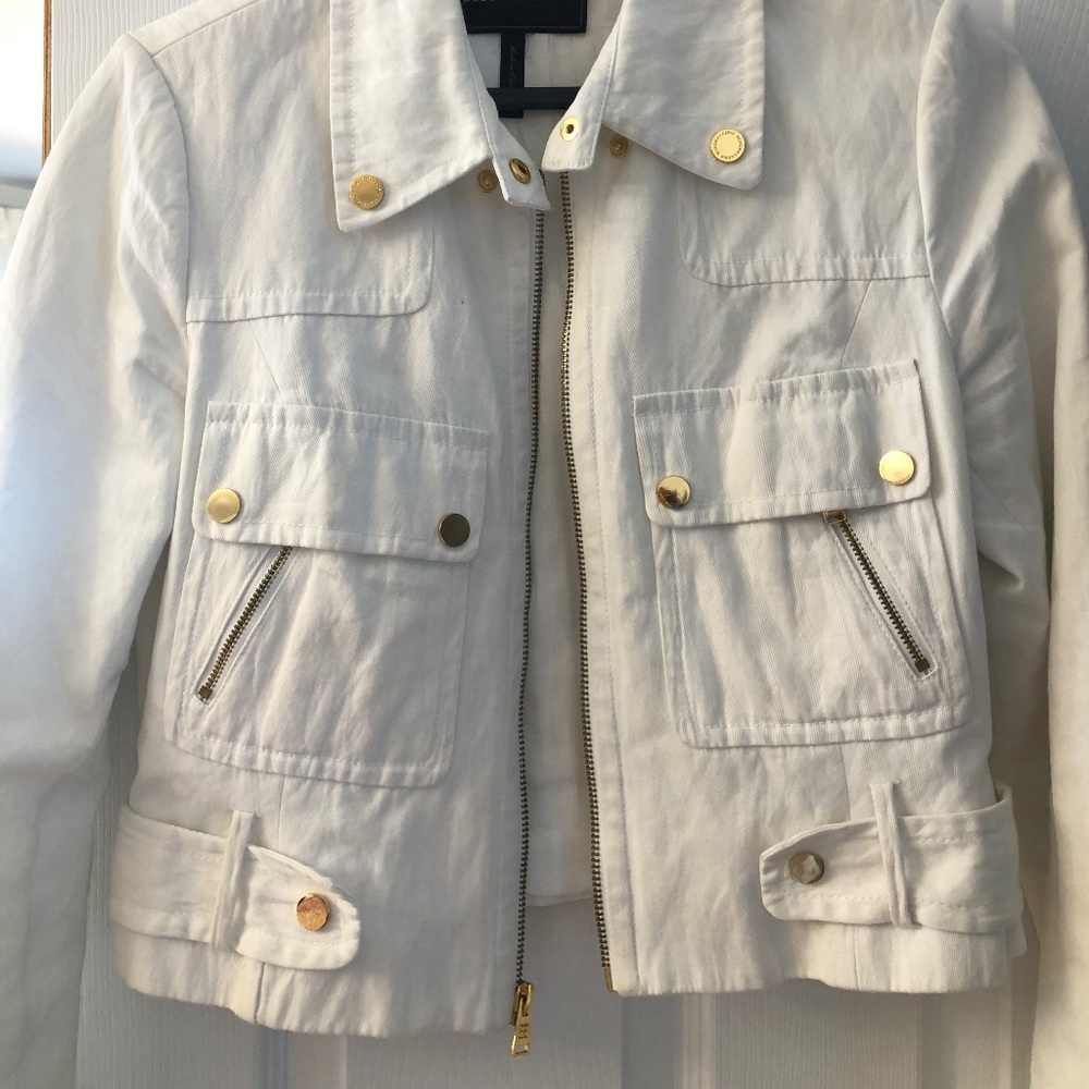 White jacket - Picture 5 of 7
